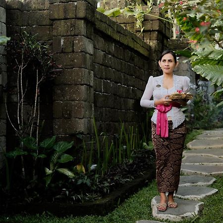 Pratiwi Ubud Villa Exterior photo