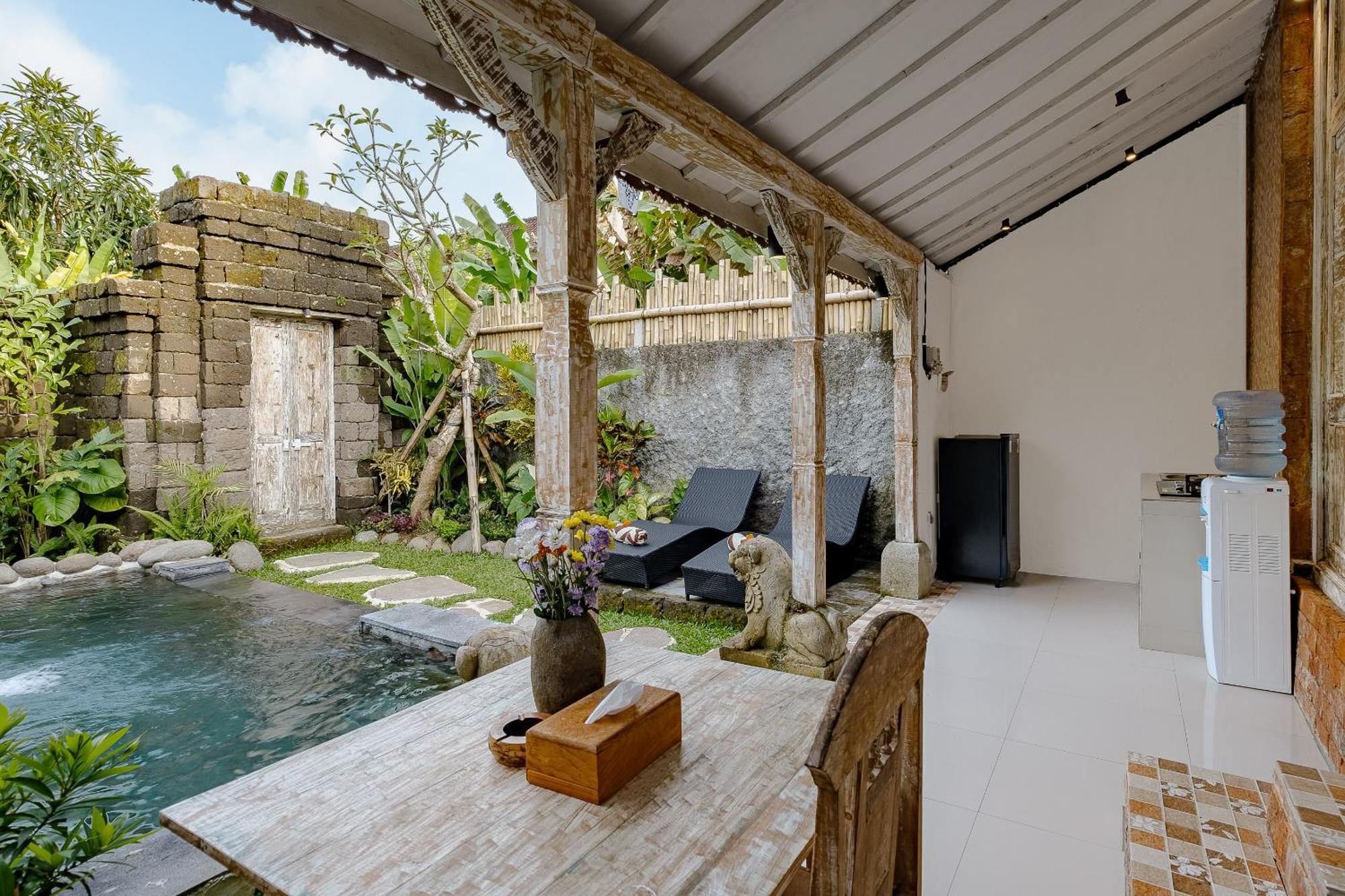 Pratiwi Ubud Villa Exterior photo