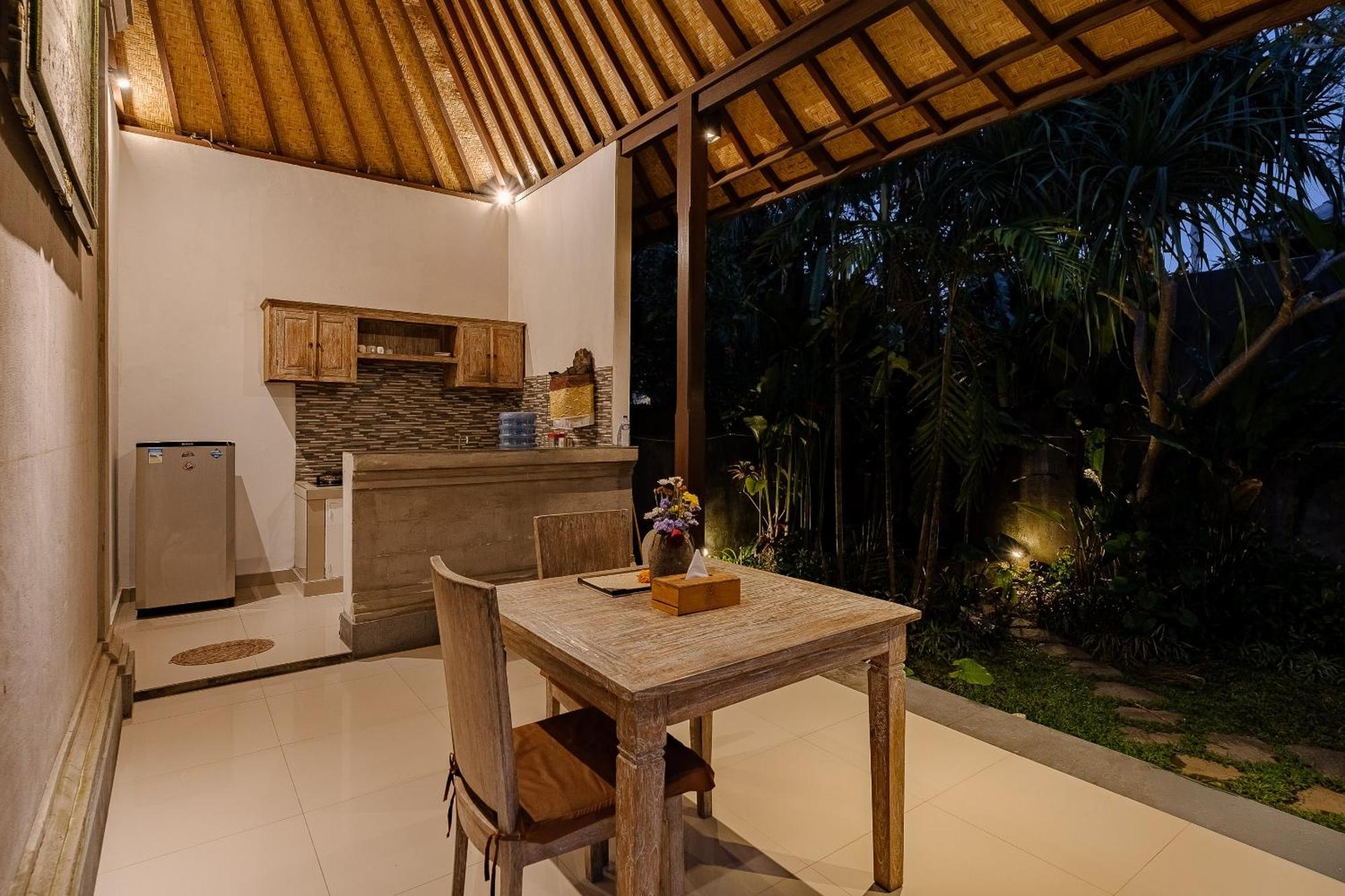 Pratiwi Ubud Villa Exterior photo